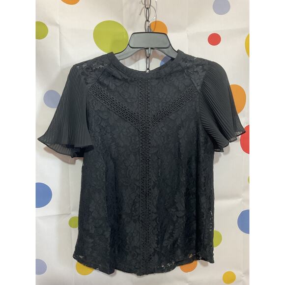 Cable & Gauge Black Lacy Top Size Small - Picture 11 of 11